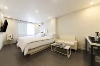 Sokcho Hotel Foret - 2 ดาว