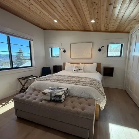 338290 Luxe Loft of Woodland Park Conew • Hot Tub • Fireplace •Balcony • Views