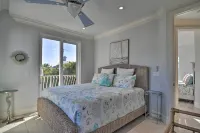Bradenton Townhome - Walk to Locals-Only Beach! - Balkoner