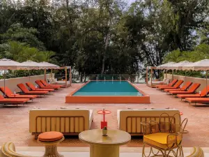 The Standard, Pattaya Na Jomtien