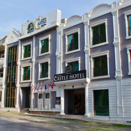 216 Castle Hotel