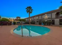 Americas Best Value Inn Apache Junction - Family