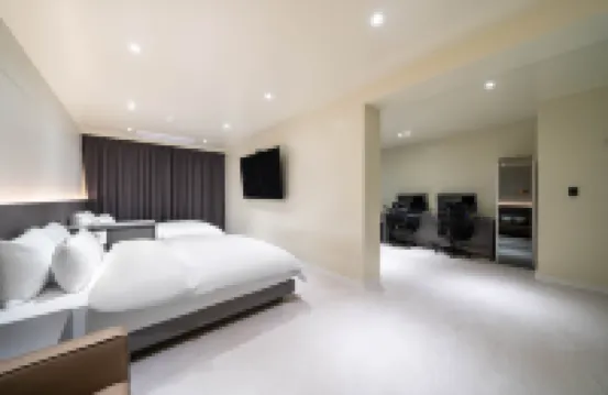 Page Hotel
