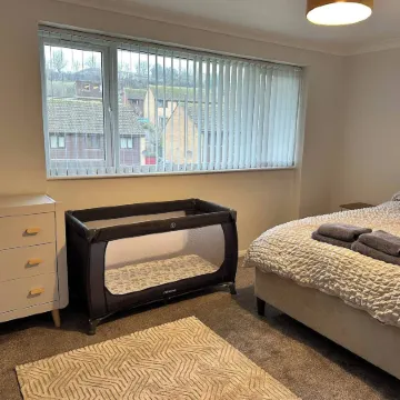 Willow House Sleeps 4 Family Travel Seaside Stay