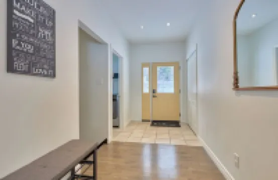 Modern Farmhouse Getaway | 5+ Acres | Family Friendly | Arrowhead | Algonquin