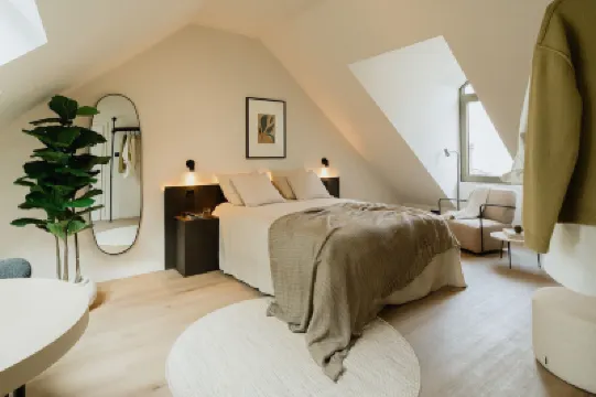 Raibu Antwerp by Stayc Hotel di 