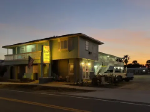 Beach Front Motel Hotels in Flagler Beach