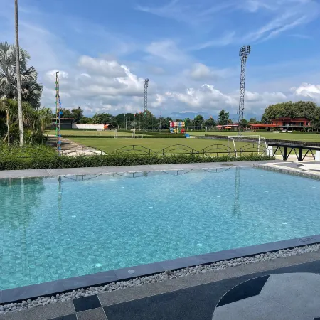 Yaowarate Sport Club and Resort Rai Yaowarate