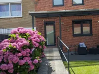 Ruhige Apartment mit Terrasse im Zentrum Emdens Hotels in Emden