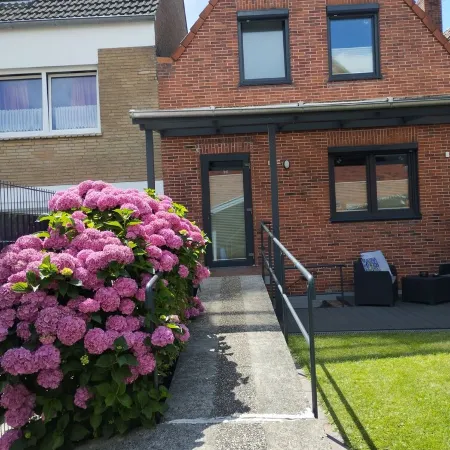 Ruhige Apartment mit Terrasse im Zentrum Emdens