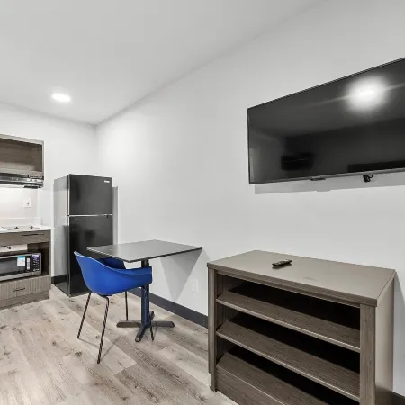Southern Suites East Point