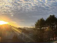 Mountain Retreat in Blue Ridge Mountains. Privacy!  Owner Managed. Hotels in Pine Swamp