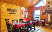 Charming Cabin with Game Room & Firepit