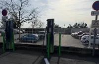 Kyriad Direct Lyon Nord - Dardilly - Parking