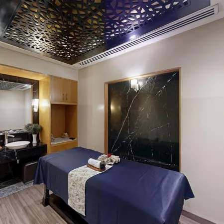 Radisson Blu Marina Hotel Connaught Place