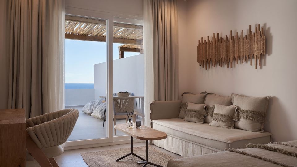 Armony Suites Milos