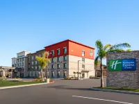 Holiday Inn Express & Suites YUBA CITY - MARYSVILLE by IHG Hotels in Sutter County
