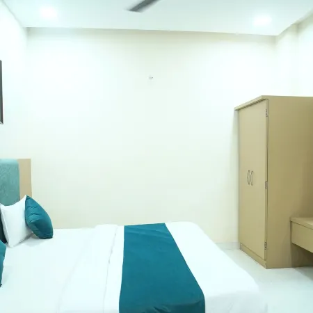 Hotel Shri Radha Sneh Mathura