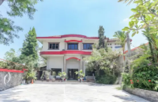 RedDoorz at Hotel Andalus Puncak