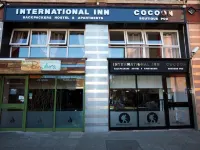 國際客棧-繭 鄰近利物浦基督君王都主教座堂的酒店