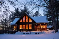 Pocono Wellness Retreat: Sauna • Hot Tub • Movie Theater • Fire Pit