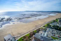 High Floor Meridian Tower - 3 Bedroom - Swansea