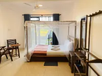 Tranquil Sanctuary Yala Hotels in Tissamaharama