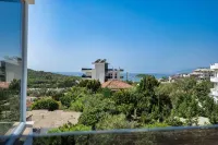 La Maison Boutique Hotel - Mountain view