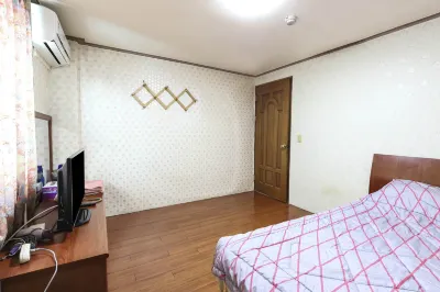 Jangseong Sauna Motel โรงแรมใกล้สวนฮึงมู