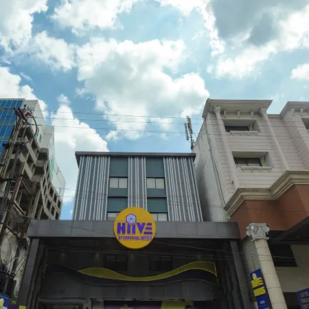 Hiive By Convivial Hotels
