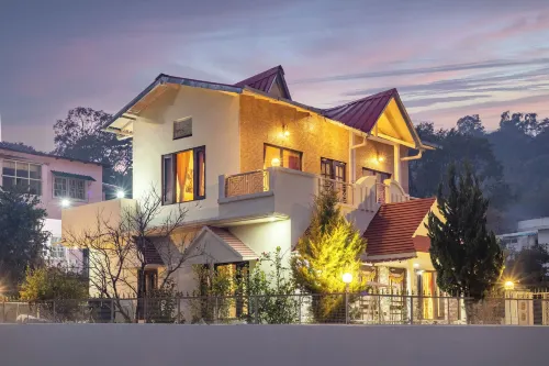 Alaya Stays Rainmist 4BHK PetFriendly - Villas