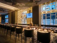 Embassy Suites by Hilton Atlanta Midtown Hotels near Atlantic Station