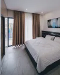 Misteph Luxury Living - balcony
