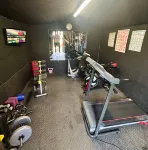 Spacious Family Home with garden, EV charger & Gym -  Privatzimmer