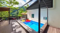 Ulsan Lime House - Pools