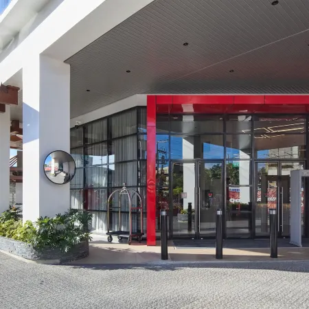 Radisson Red Cebu Mandaue