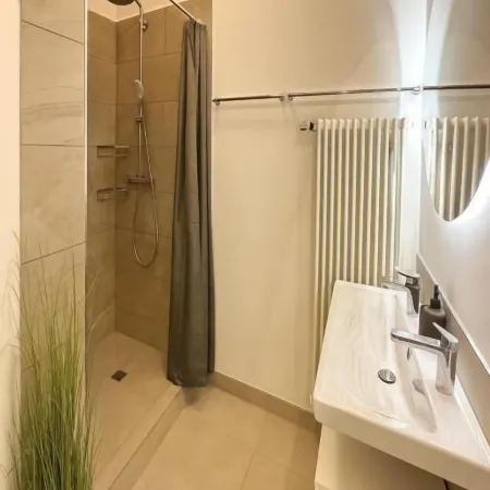 170m2 Apartment bis zu 15 P. 1min UBahn