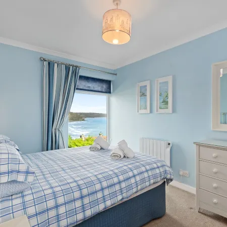 Brynawelon - Wonderful Sea and Harbour Views