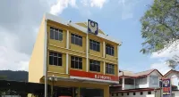 DJ Seafront Hotel - parking