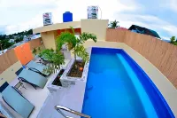 Papa Freds Beach Resort - Beach