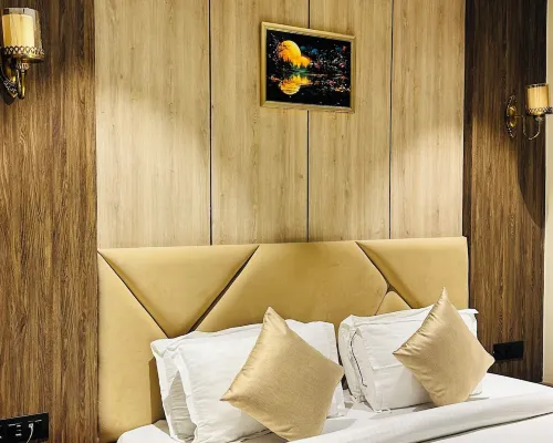 HOTEL HRISHIKESH HIGH Các khách sạn ở Rishikesh