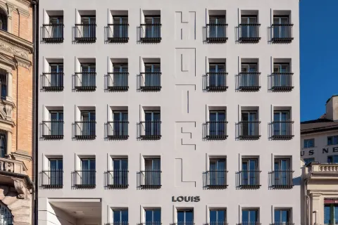 ルイス ホテル