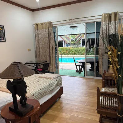 SouanSonBeachResort Các khách sạn gần Vườn thực vật Suan Son (Phe Arboretum)