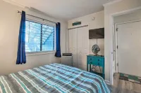 North Topsail Beach Condo w/ Balcony! - Beach