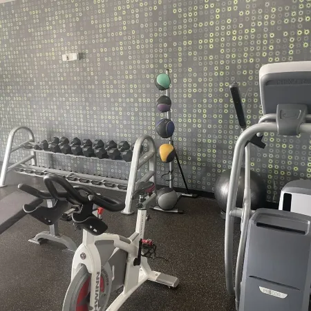 La Quinta Inn & Suites by Wyndham DFW Airport West - Euless
