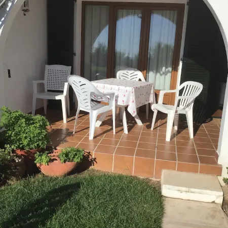 Apartment with Pool and Gardens