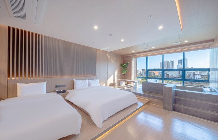Pearl Almond Hotel