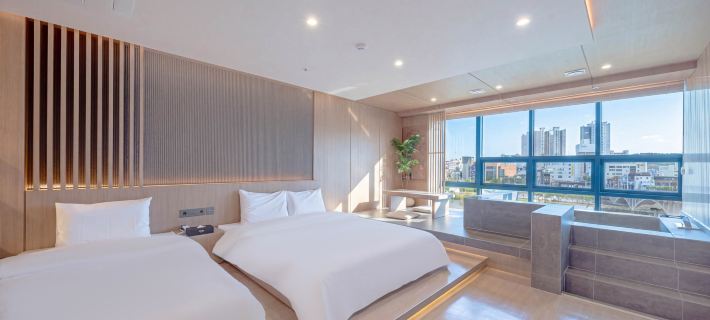 Pearl Almond Hotel Hotels in Jinju
