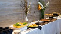 Holiday Inn & Suites PHILADELPHIA W - DREXEL HILL by IHG - Aamiainen