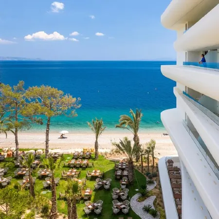 Isla Brown Corinthia Resort & Spa, Curio Collection by Hilton
